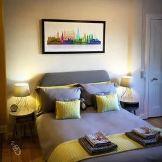 Edinburgh colourful art print skyline