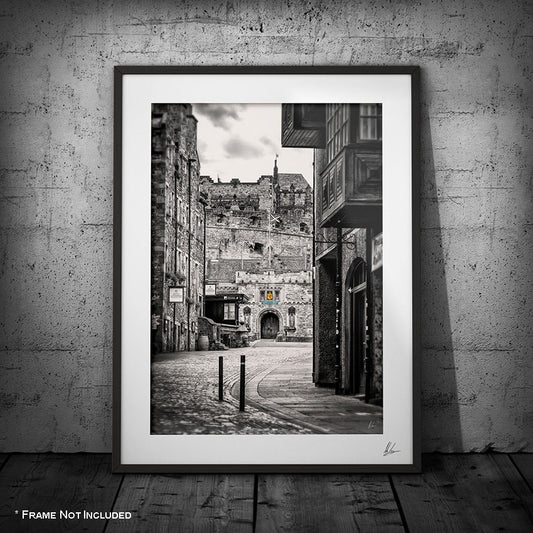 Edinburgh Castle Gate